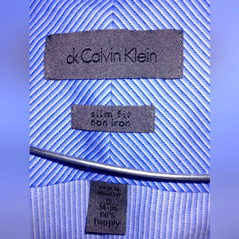 Calvin Klein Mens Dress shirt